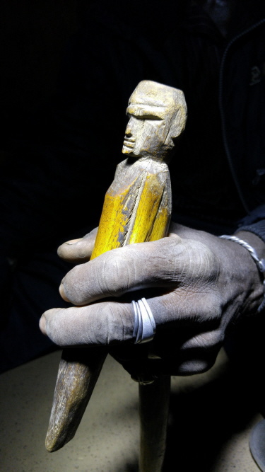 Eigener, selbst geschnitzter Divinationsstab Poulis am 15.04.2017